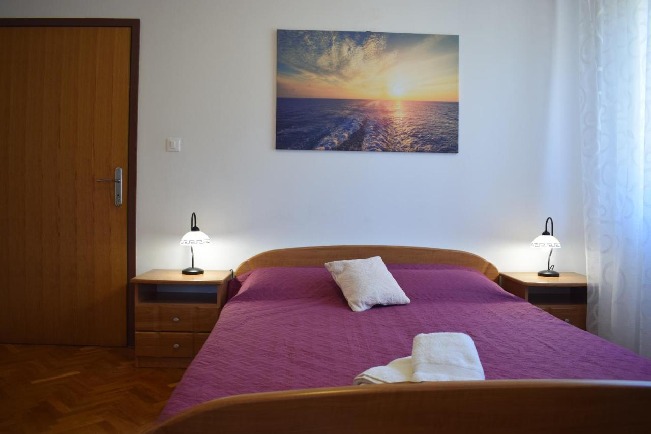 Holiday home Nives Mare Holliday House