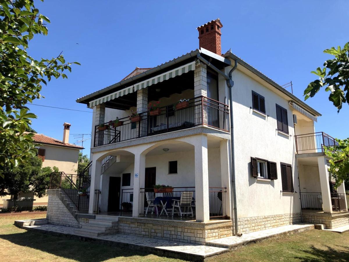 Nives Mare Holliday House Holiday home