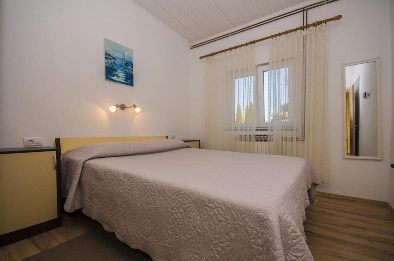 Nives Mare Holliday House Holiday home