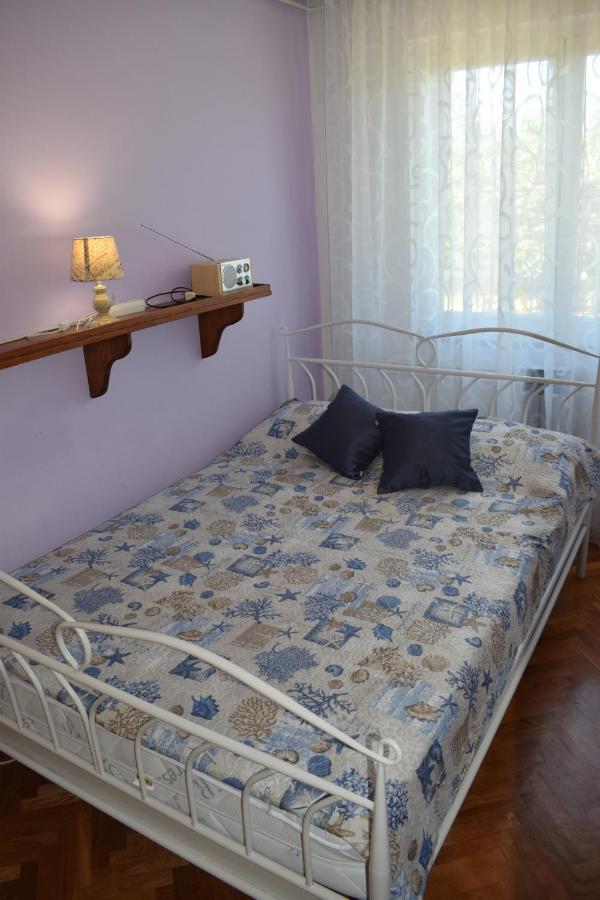 Nives Mare Holliday House